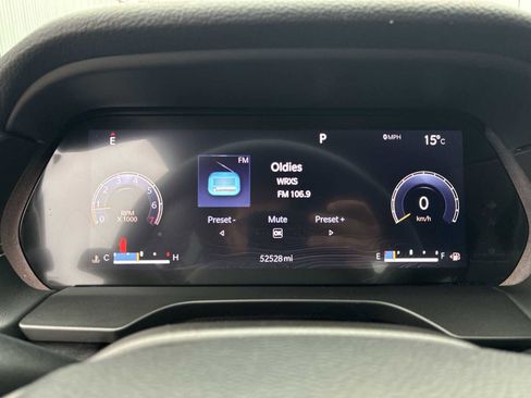 Used 2022 Jeep Grand Cherokee Altitude image 11