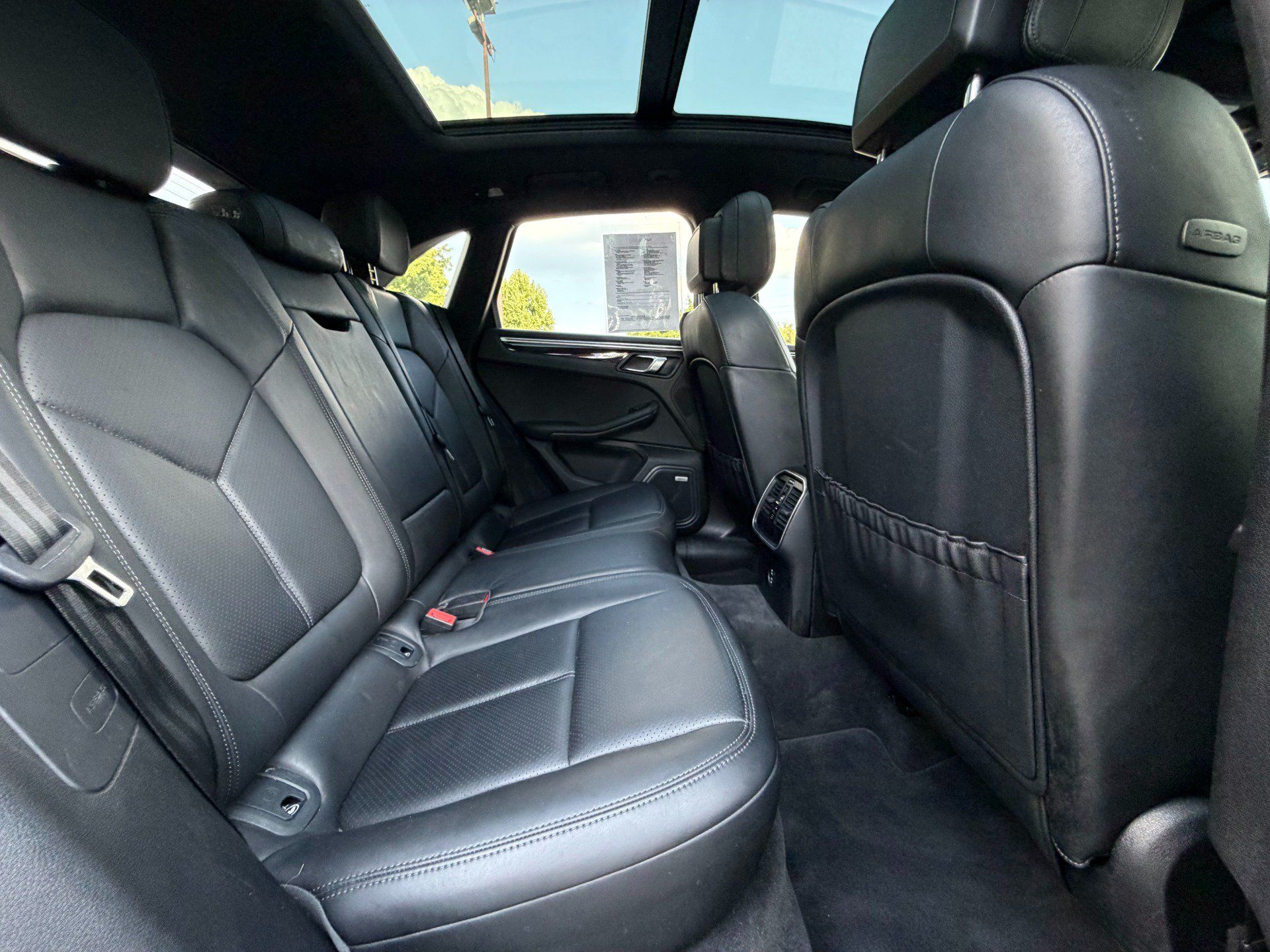Used 2021 Porsche Macan S AWD/4WD image 11