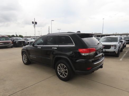 Used 2014 Jeep Grand Cherokee Limited w/ Trailer Tow Group IV RWD image 16