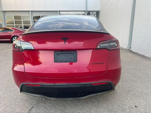 Used 2023 Tesla Model Y Performance AWD/4WD image 6