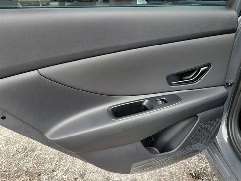 New 2026 Hyundai Elantra Sport image 9