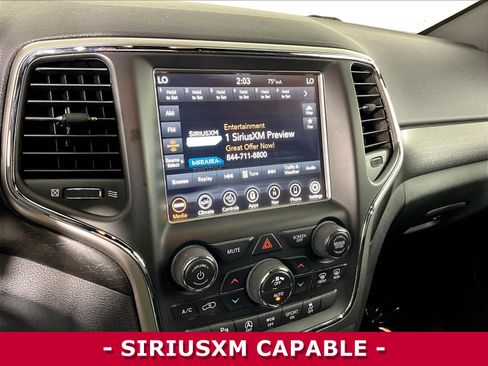 Used 2018 Jeep Grand Cherokee Altitude AWD/4WD image 37