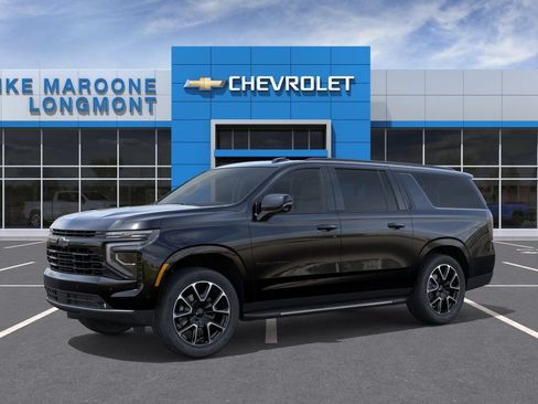 New 2026 Chevrolet Suburban RST w/ RST Capability Package AWD/4WD image 2