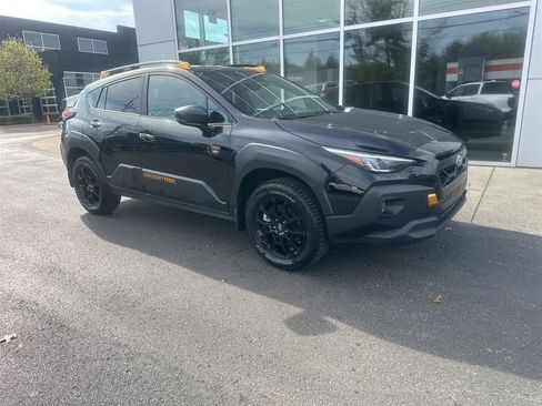 Used 2025 Subaru Crosstrek 2.5i Wilderness AWD/4WD image 3