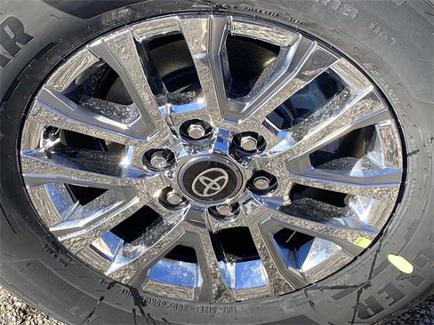 New 2025 Toyota Tacoma Limited image 7