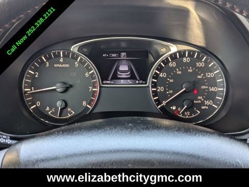 Used 2019 Nissan Pathfinder SL image 32