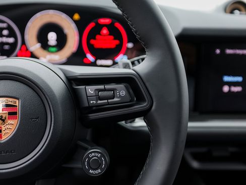 New 2026 Porsche Cayenne E-Hybrid Coupe image 16