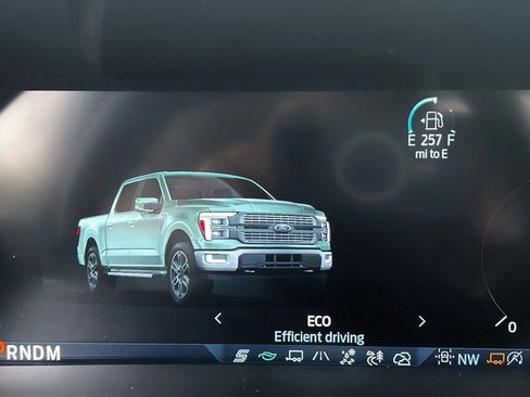 Used 2025 Ford F150 Lariat w/ Equipment Group 501A Mid AWD/4WD image 30