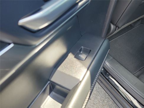 New 2026 GMC Terrain Elevation w/ Elevation Premium Package FWD image 17
