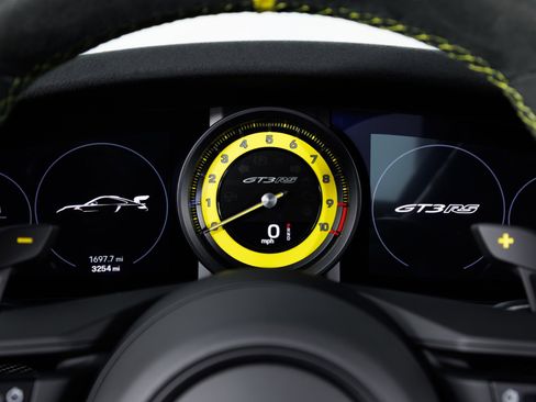Used 2025 Porsche 911 GT3 RS RWD image 17