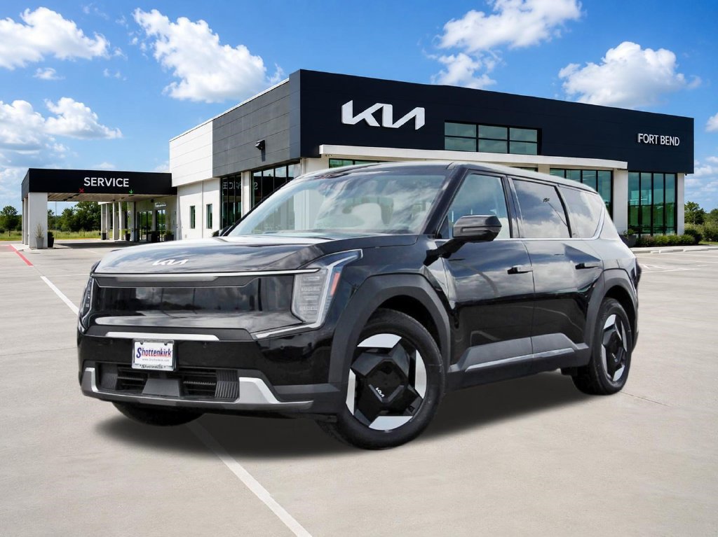 Used 2024 Kia EV9 Light Long Range RWD image 1