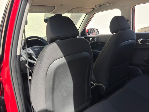 Used 2020 Hyundai Venue SE FWD image 27