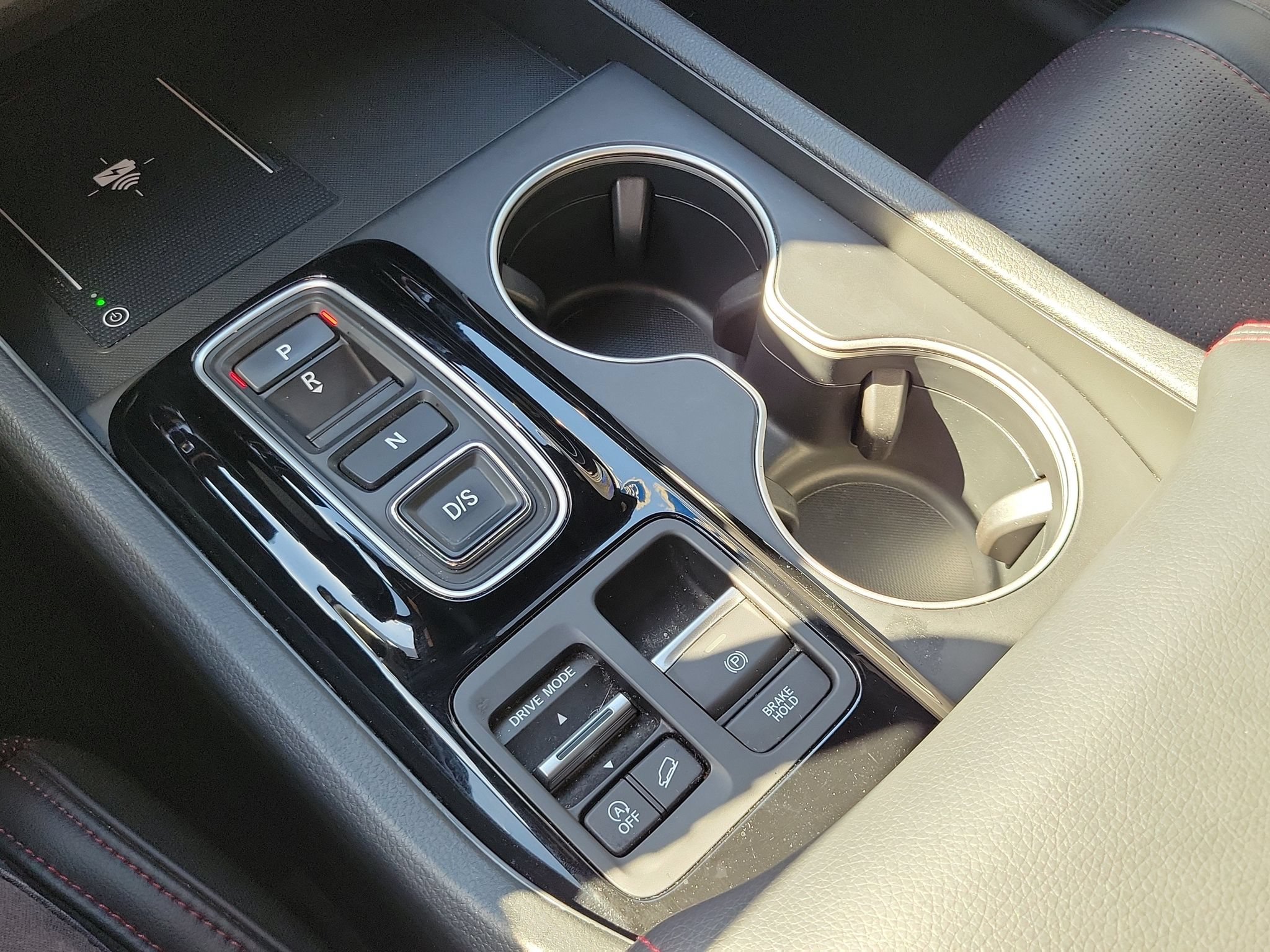 Used 2025 Honda Pilot Black Edition image 22
