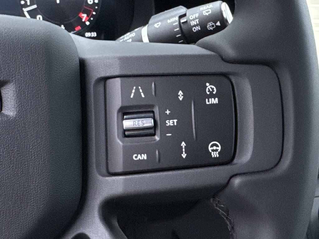 New 2026 Land Rover Defender 110 S AWD/4WD image 30