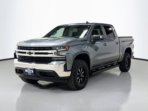 Used 2019 Chevrolet Silverado 1500 LT w/ All-Star Edition image 3