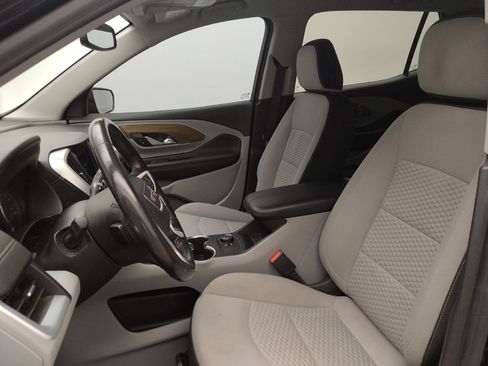 Used 2020 GMC Terrain SLE image 17