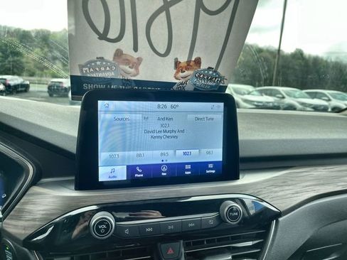 Used 2020 Ford Escape Titanium w/ Titanium Premium Package 2.0 image 14