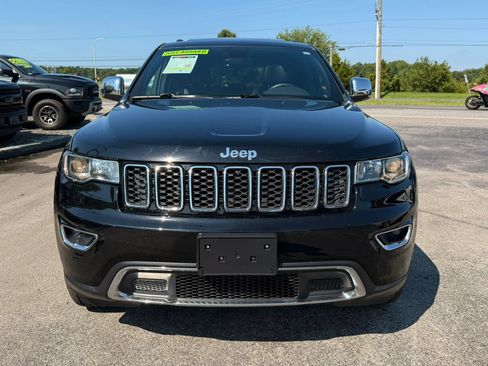 Used 2017 Jeep Grand Cherokee Limited AWD/4WD image 7