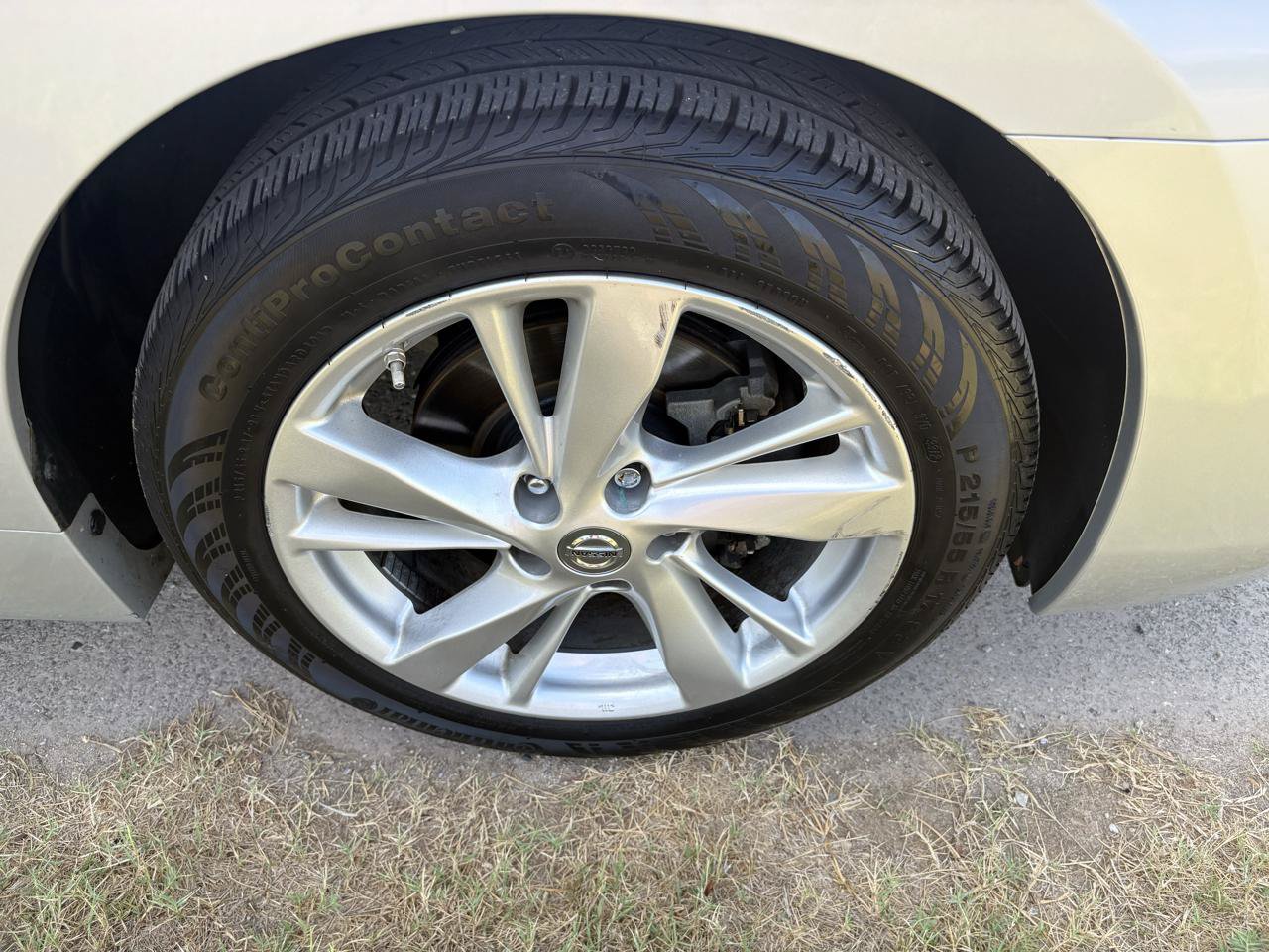 Used 2013 Nissan Altima 2.5 SV FWD image 38