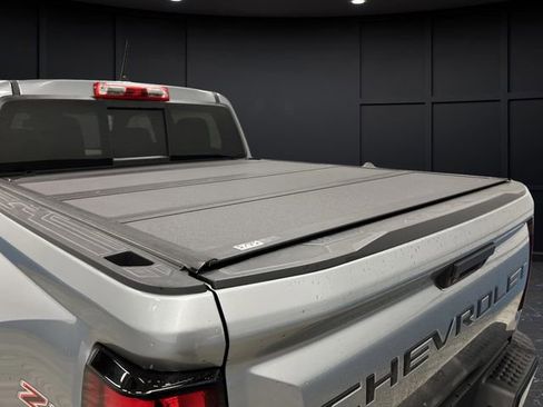 Used 2024 Chevrolet Colorado Z71 w/ Z71 Convenience Package 2 image 38