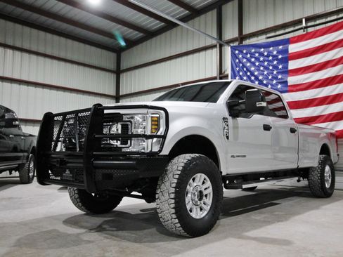 Used 2019 Ford F350 XL w/ STX Appearance Package image 3
