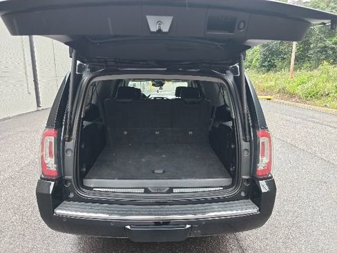 Used 2019 GMC Yukon XL Denali w/ Denali Ultimate Package AWD/4WD image 4