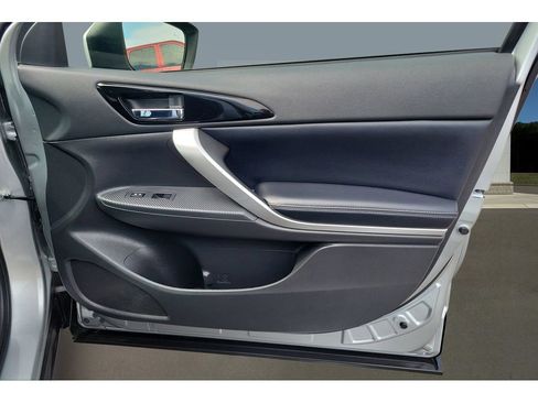 Used 2025 Mitsubishi Eclipse Cross SE image 24