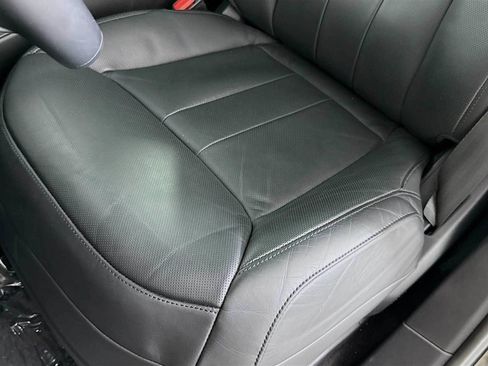 Used 2024 Land Rover Range Rover Sport Dynamic SE AWD/4WD image 21