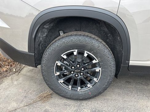 New 2026 Chevrolet Traverse Z71 image 8