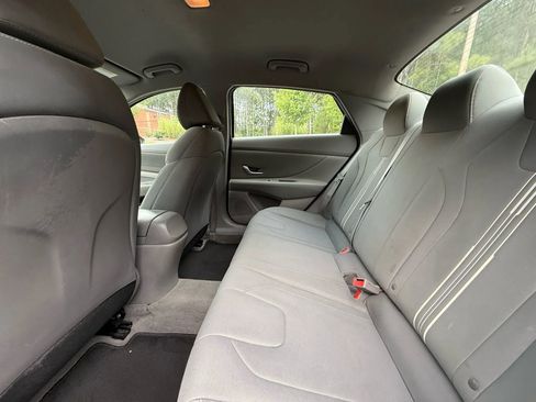 Used 2021 Hyundai Elantra SEL w/ Convenience Package image 33