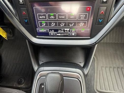 Used 2024 Subaru Impreza 2.0i AWD/4WD image 17