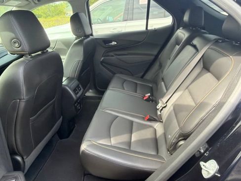 Used 2021 Chevrolet Equinox Premier AWD/4WD image 5