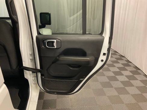 Used 2024 Jeep Wrangler Unlimited Sahara AWD/4WD image 26