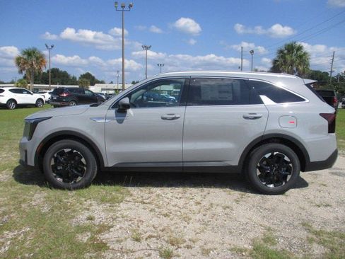 New 2025 Kia Sorento S w/ Panoramic Sunroof Package image 6
