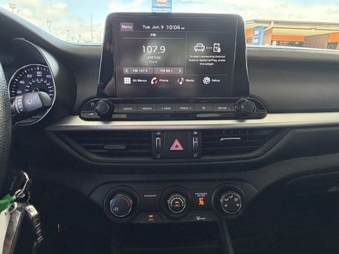 Used 2024 Kia Forte LXS FWD image 15