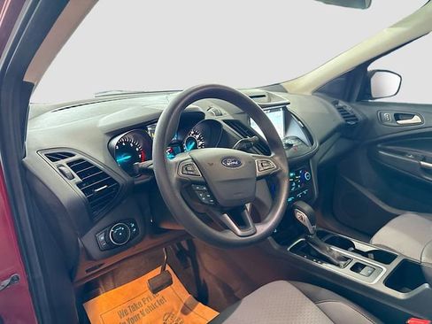 Used 2018 Ford Escape SE w/ SE Sync 3 Package image 10