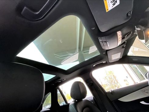 Used 2022 Mercedes-Benz GLC 300 image 13