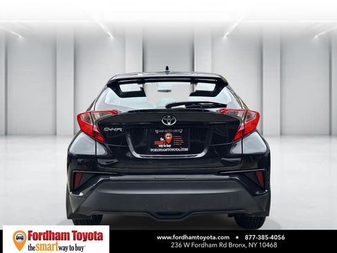 Used 2021 Toyota C-HR LE image 6