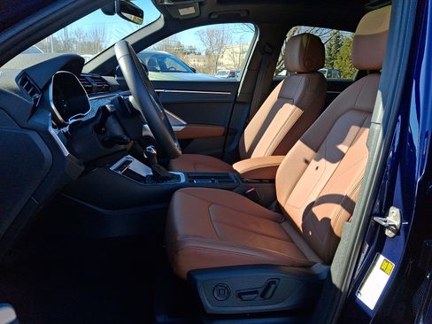 Certified 2025 Audi Q3 2.0T Premium Plus w/ Premium Plus Package image 14