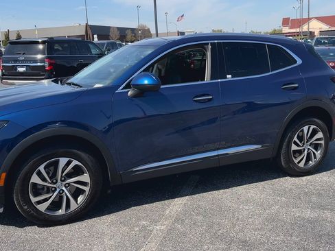 Used 2023 Buick Envision Essence image 7