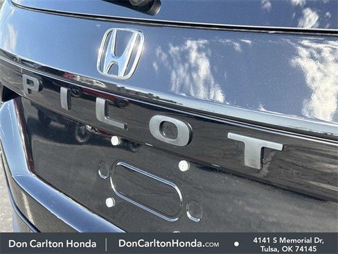 Used 2025 Honda Pilot EX-L image 6