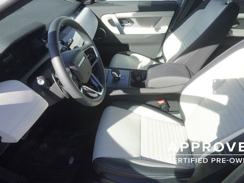 Used 2025 Land Rover Discovery Sport Dynamic SE image 19