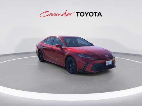Certified 2026 Toyota Camry SE image 2