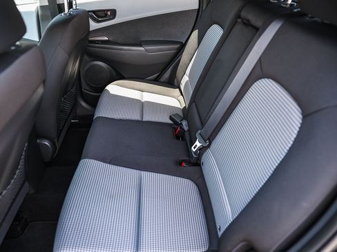 Used 2021 Hyundai Kona SEL Plus w/ Cargo Package FWD image 7