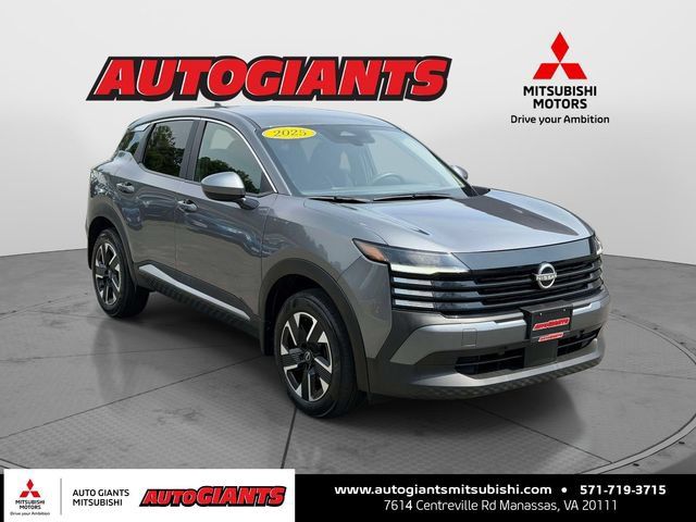 Used 2025 Nissan Kicks SV w/ Illumination Package AWD/4WD image 1