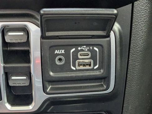 Used 2021 Jeep Wrangler Unlimited Sport AWD/4WD image 26