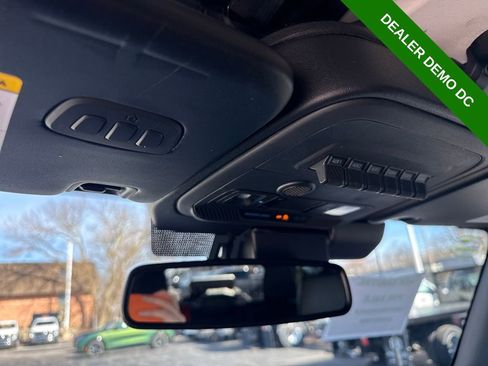 Used 2025 Ford Bronco Raptor AWD/4WD image 43