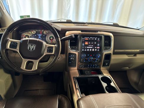 Used 2015 RAM 3500 Laramie Longhorn AWD/4WD image 4