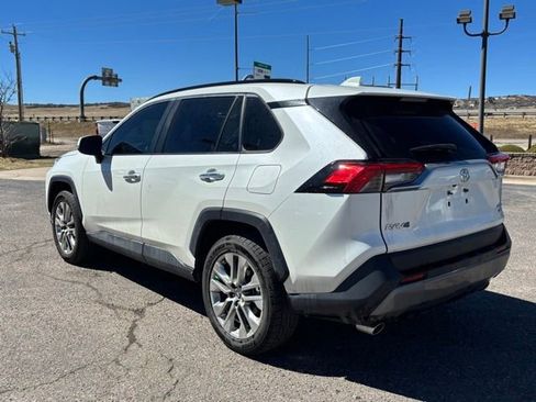 Used 2019 Toyota RAV4 Limited w/ Advanced Technology Package image 17