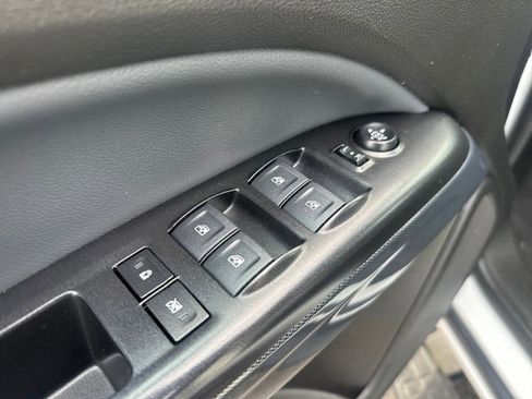 Used 2020 Chevrolet Colorado Z71 image 59